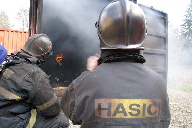flashover-kontejner-hamry-u-prostejova 14